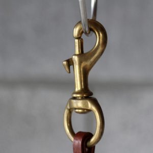 Leatherhanger-001